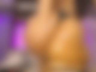 almacastillo's Live Sex Cam Show