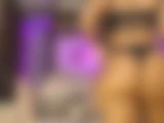 almacastillo's Live Sex Cam Show