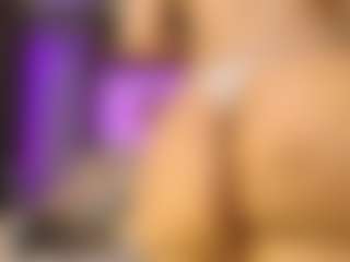 Live cam show with almacastillo - Amateur on Camming Site