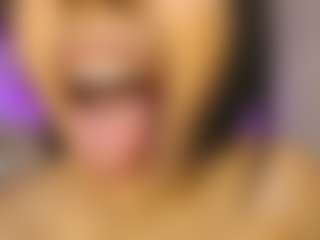 almacastillo's Live Sex Cam Show