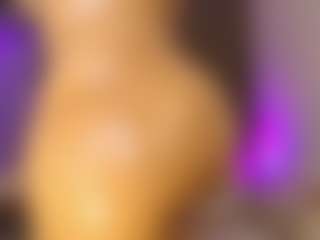 almacastillo's Live Sex Cam Show
