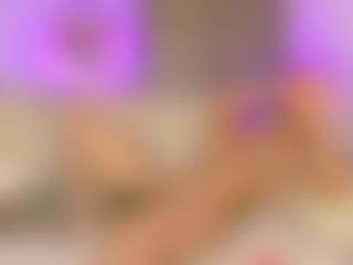 almacastillo's Live Sex Cam Show