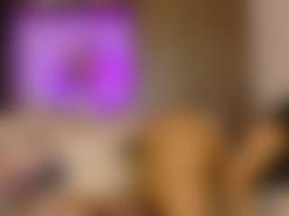 Live cam show with almacastillo - Fingers on Uber Horny