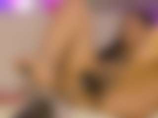 Live cam show with almacastillo - Asshole Curvy on intimatelivegirls.com