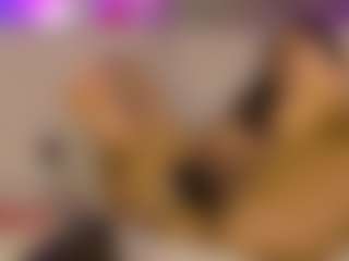almacastillo's Live Sex Cam Show