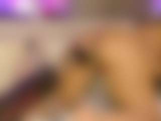 almacastillo's Live Sex Cam Show