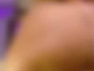 almacastillo's Live Sex Cam Show