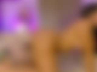 almacastillo's Live Sex Cam Show