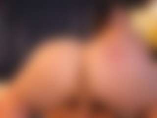 Arianna Suarezz's Live Sex Cam Show