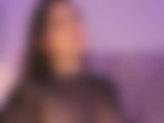 Live cam show with Arianna Suarezz - Average on AdultVida.com