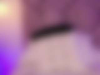 Live cam show with Arianna Suarezz - College Teen (18+) on wildcum.com
