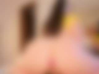 Arianna Suarezz's Live Sex Cam Show