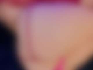 Live cam show with Arianna Suarezz - Shaved on Camsoda