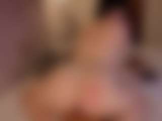 Live cam show with Arianna Suarezz - College on madthumbs