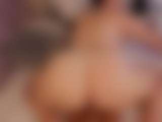 Live cam show with Arianna Suarezz - Cute on Camsoda