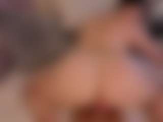 Live cam show with Arianna Suarezz - Blowjob on xfollow cams