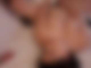 Arianna Suarezz's Live Sex Cam Show