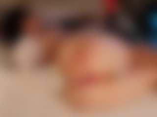 Arianna Suarezz's Live Sex Cam Show