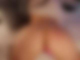 Live cam show with Arianna Suarezz - Cosplay on Camsoda