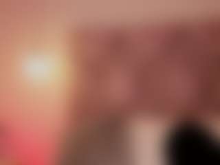 Live cam show with Arianna Suarezz - Brown Hair on Hubzter Live