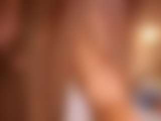 Live cam show with Arianna Suarezz - Butt Plug on Camsoda