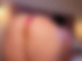 Live cam show with Arianna Suarezz - Cosplay on Camsoda