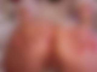 Arianna Suarezz's Live Sex Cam Show