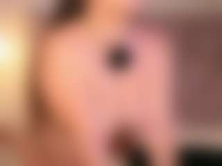 Live cam show with Arianna Suarezz - Ass Clapping on Soda Cam