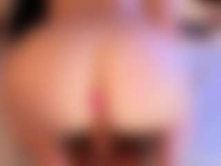 Arianna Suarezz's Live Sex Cam Show