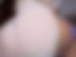 Live cam show with Arianna Suarezz - Cosplay Curvy on Hubzter Live