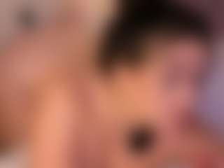 Live cam show with Arianna Suarezz - Foot Fetish on CamwithHer