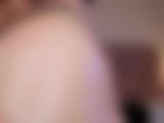 Live cam show with Arianna Suarezz - Shaved on thefappeningchat.com