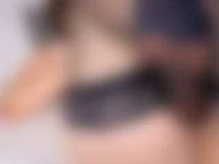 Live cam show with Arianna Suarezz - Blowjob Brown Hair on live18s.com