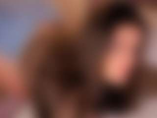Live cam show with Arianna Suarezz - Butt Plug on Dare Cams