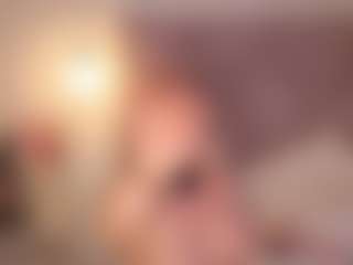 Live cam show with Arianna Suarezz - Sexwebcam Brown Hair on Dolls Live