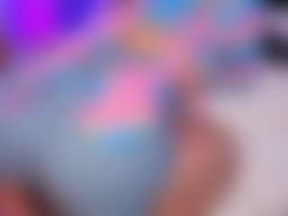 Arianna Suarezzとのライブチャットショー - CamsodaのBrown Hair Teen (18+)