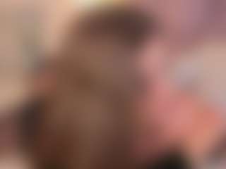 Live cam show with Arianna Suarezz - College Big Tits on Milfs Live