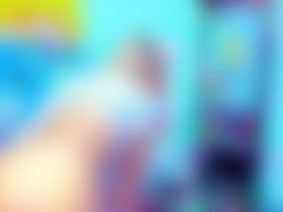 Live cam show with Fabiana- - Blue Eyes on TottyGirls