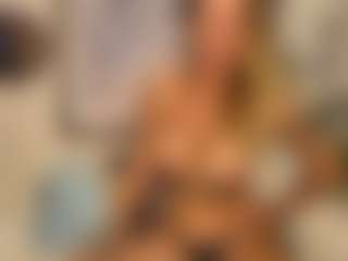 Live cam show with IhacoebRae - Strip Lovense on Camsoda