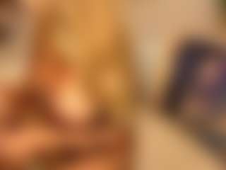 Live cam show with IhacoebRae - Bedroom Blonde Hair on Cam Slut
