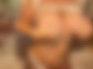 Live cam show with IhacoebRae - Big Nipples on CamwithHer
