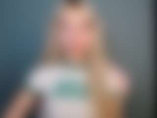 LuciaLittle's Live Sex Cam Show