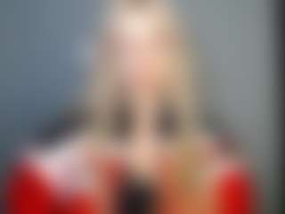 LuciaLittle's Live Sex Cam Show