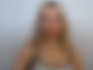 Live cam show with LuciaLittle - Cosplay Blonde Hair on Lustler