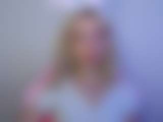 LuciaLittle's Live Sex Cam Show