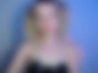 LuciaLittle's Live Sex Cam Show