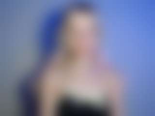 Live cam show with LuciaLittle - Thin on CSO-WL