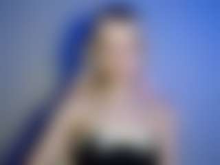 Live cam show with LuciaLittle - Cosplay on Streamer API