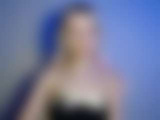 Live cam show with LuciaLittle - Thin on livesuperchat.net