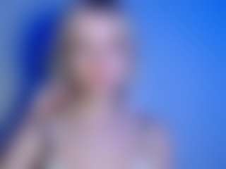 Live cam show with LuciaLittle - Cosplay Blonde Hair on StripNow